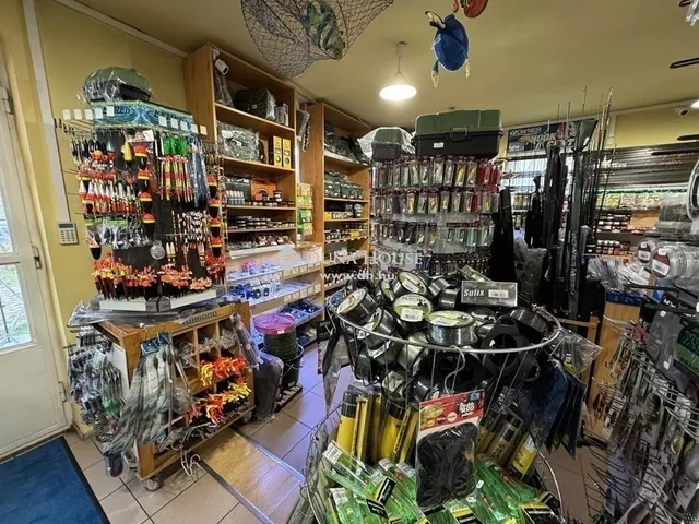 Eladó kereskedelmi és ipari ingatlan Budapest XXI. kerület, Csepel Belváros 50 nm
