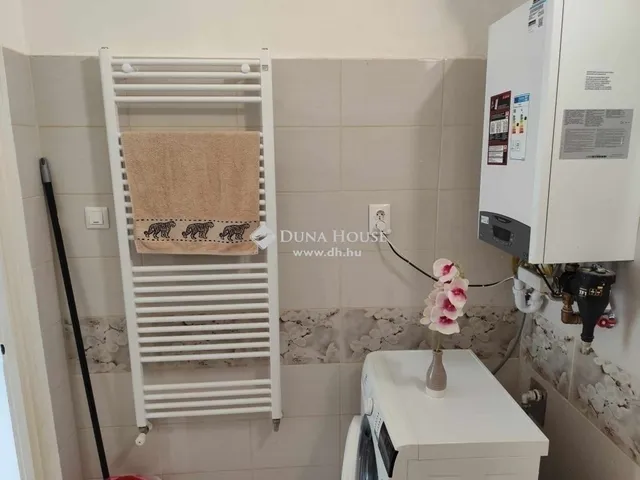 Eladó ház Budapest XV. kerület, Újpalota 70 nm