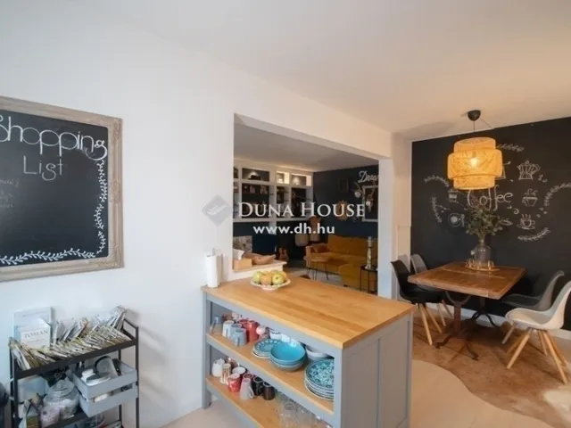 Eladó lakás Budapest II. kerület, Zöldmál 60 nm