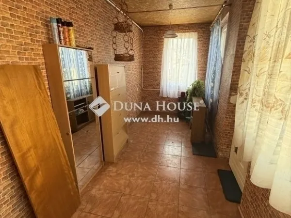 Eladó ház Budapest XX. kerület, Gubacsipuszta 256 nm