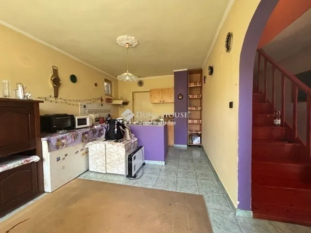 Eladó ház Budapest XVI. kerület, Cinkota 180 nm