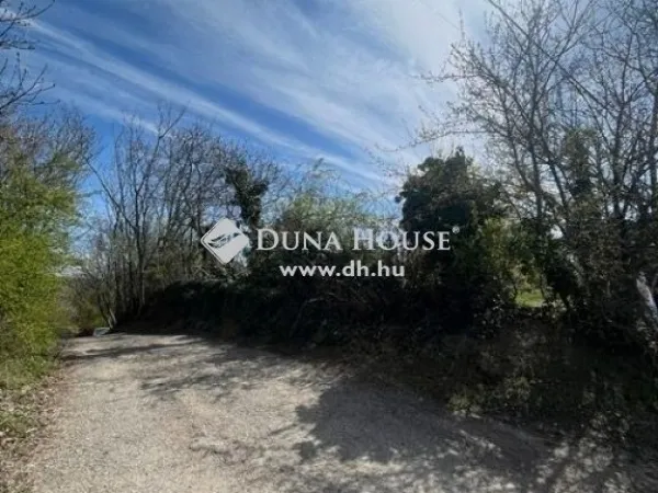 Eladó telek Budapest II. kerület, Budaliget 1404 nm