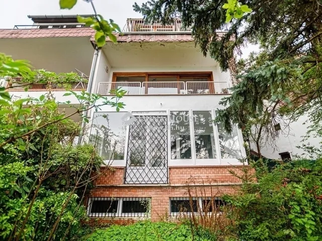 Eladó lakás Budapest II. kerület, Csatárka 112 nm