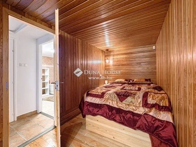 Eladó lakás Budapest II. kerület, Csatárka 112 nm