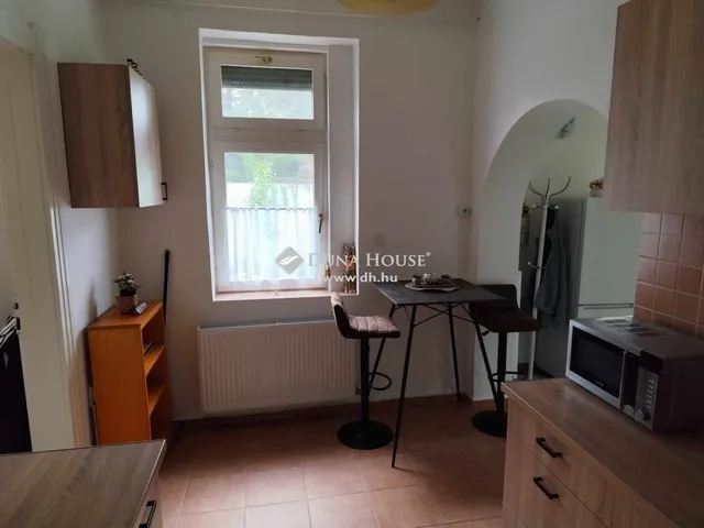 Eladó ház Budapest XV. kerület, Újpalota 70 nm