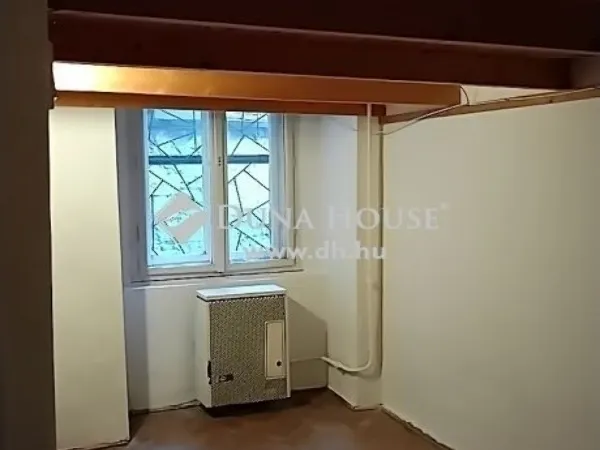 Eladó lakás Budapest VIII. kerület, Corvin negyed 68 nm