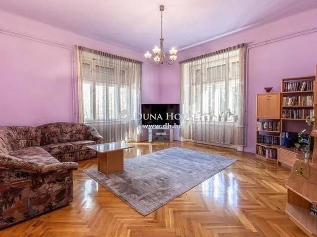 Eladó lakás Budapest VIII. kerület, Corvin negyed 109 nm