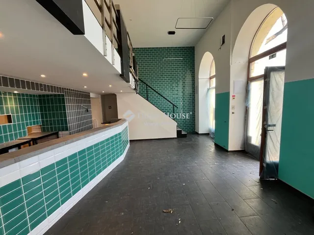 Eladó kereskedelmi és ipari ingatlan Budapest V. kerület, Lipótváros 71 nm