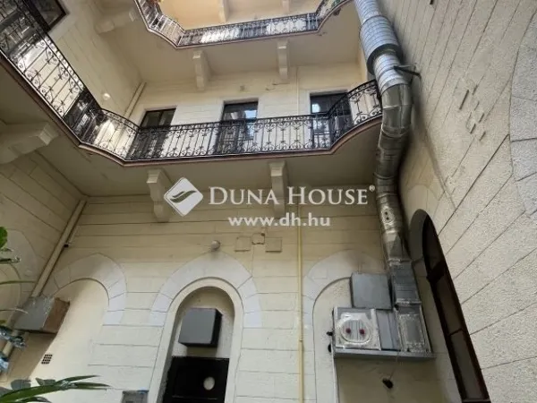 Eladó kereskedelmi és ipari ingatlan Budapest V. kerület, Lipótváros 71 nm