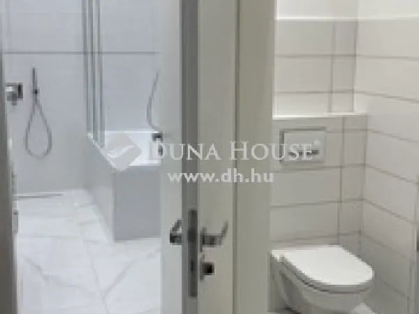 Eladó lakás Budapest V. kerület, Belváros 73 nm