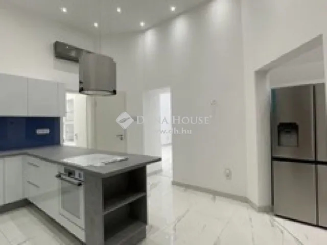 Eladó lakás Budapest V. kerület, Belváros 73 nm