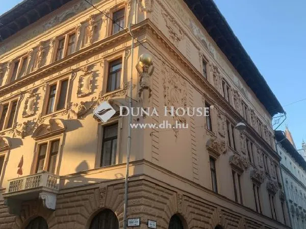 Eladó lakás Budapest V. kerület, Belváros 73 nm