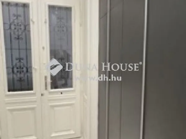 Eladó lakás Budapest V. kerület, Belváros 73 nm