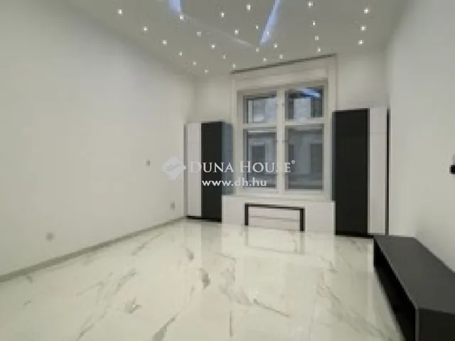 Eladó lakás Budapest V. kerület, Belváros 73 nm