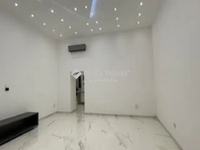 Eladó lakás Budapest V. kerület, Belváros 73 nm