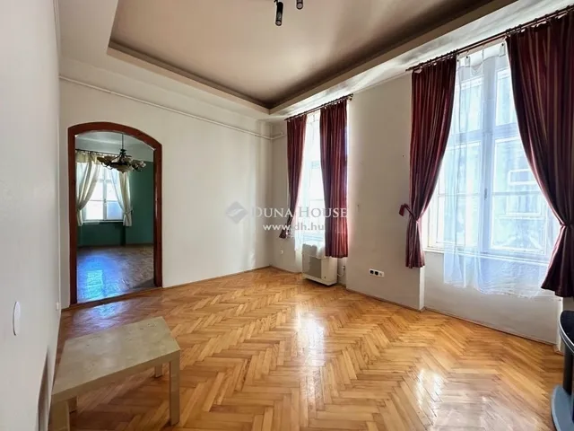 Eladó lakás Budapest VIII. kerület, Corvin negyed 73 nm