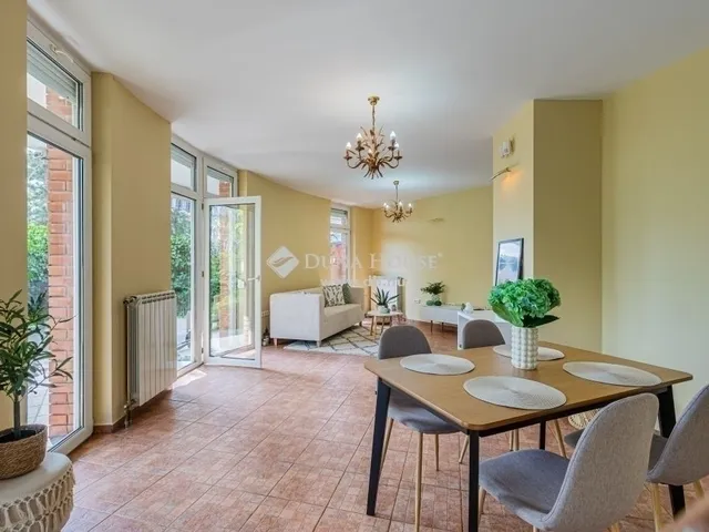 Eladó lakás Budapest XII. kerület, Farkasrét 80 nm
