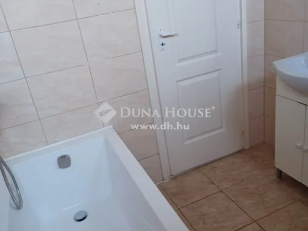 Eladó ház Kecskemét 711 nm