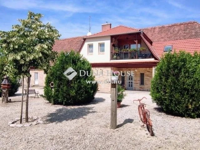 Eladó ház Kecskemét 711 nm