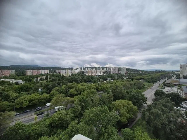 Eladó lakás Budapest III. kerület 66 nm