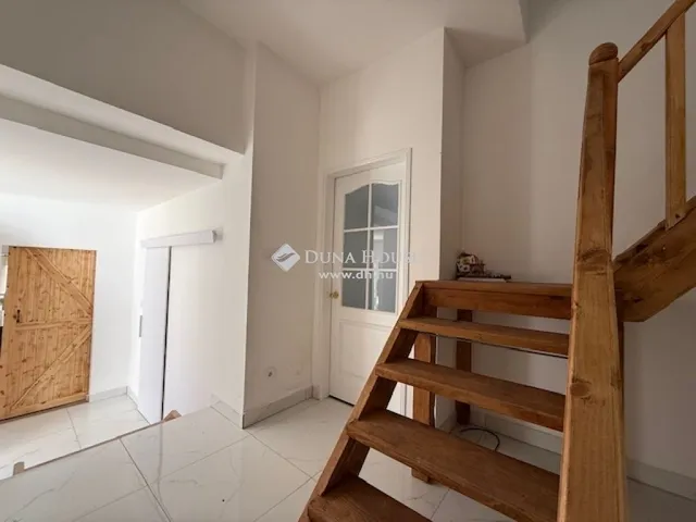Eladó ház Vecsés 210 nm