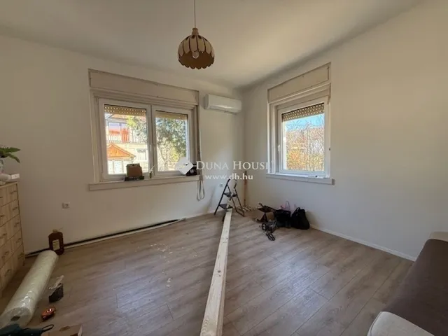 Eladó ház Vecsés 210 nm