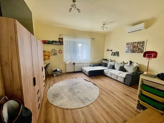 Eladó ház Budapest XIV. kerület, Zugló 155 nm