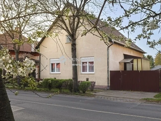 Eladó ház Budapest XVI. kerület, Rákosszentmihály 90 nm
