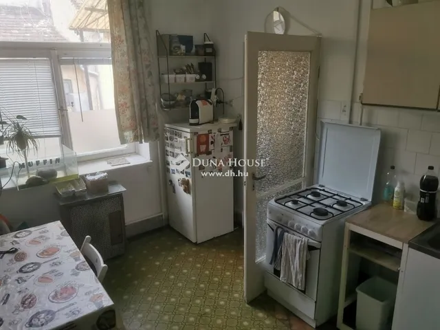 Eladó lakás Vác, Belváros 70 nm