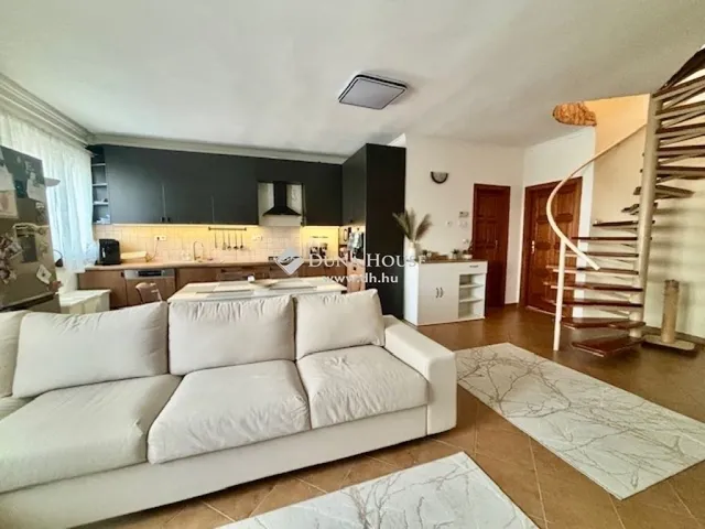 Eladó lakás Budapest XVIII. kerület, Ganzkertváros 74 nm