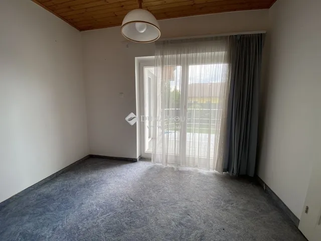 Eladó ház Budapest XVII. kerület, Rákoscsaba-Újtelep 210 nm