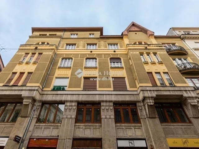 Eladó lakás Budapest V. kerület 78 nm