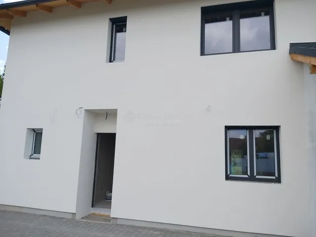 Eladó ház Vecsés 147 nm