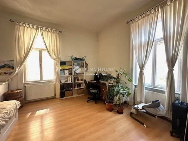 Eladó lakás Budapest VIII. kerület 97 nm