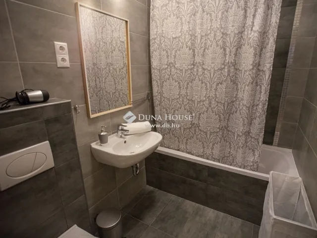 Eladó lakás Budapest VII. kerület 68 nm