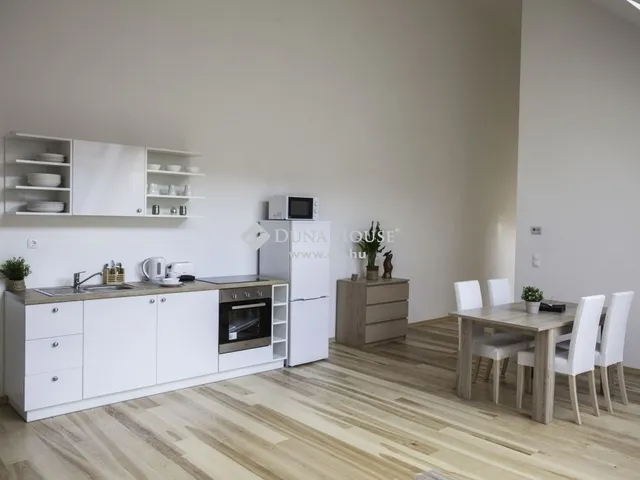 Eladó lakás Budapest VII. kerület 68 nm