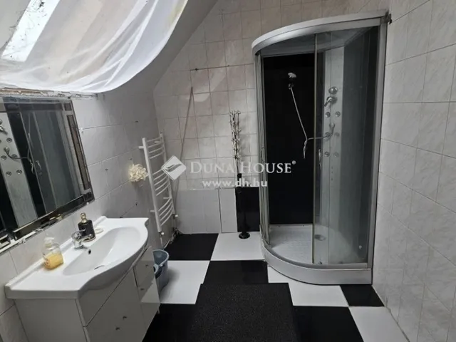 Eladó ház Budapest XX. kerület, Kossuthfalva 200 nm