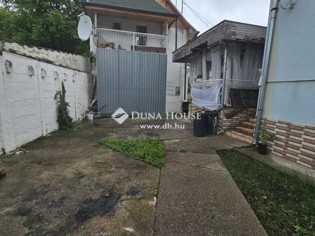 Eladó ház Budapest XX. kerület, Kossuthfalva 200 nm