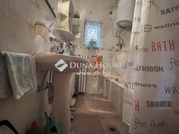 Eladó ház Budapest XVIII. kerület, Szent Imre kertváros 140 nm