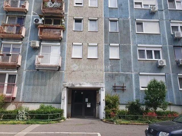 Eladó lakás Budapest III. kerület 57 nm