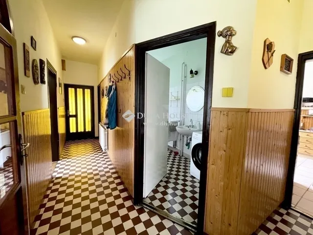 Eladó ház Budapest XX. kerület 160 nm
