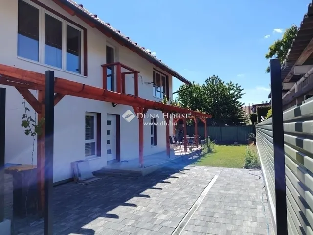 Eladó ház Budapest XVI. kerület, Rákosszentmihály 77 nm