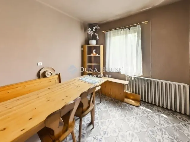 Eladó ház Fót 286 nm