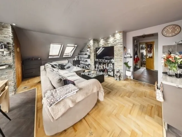 Eladó ház Fót 286 nm