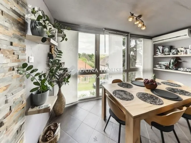 Eladó ház Fót 286 nm