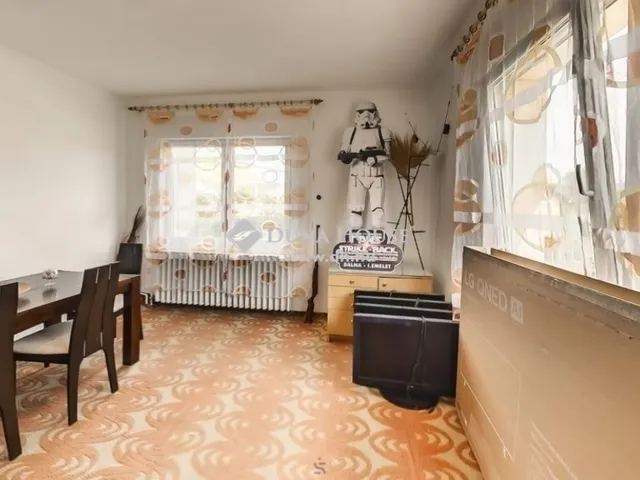 Eladó ház Fót 286 nm