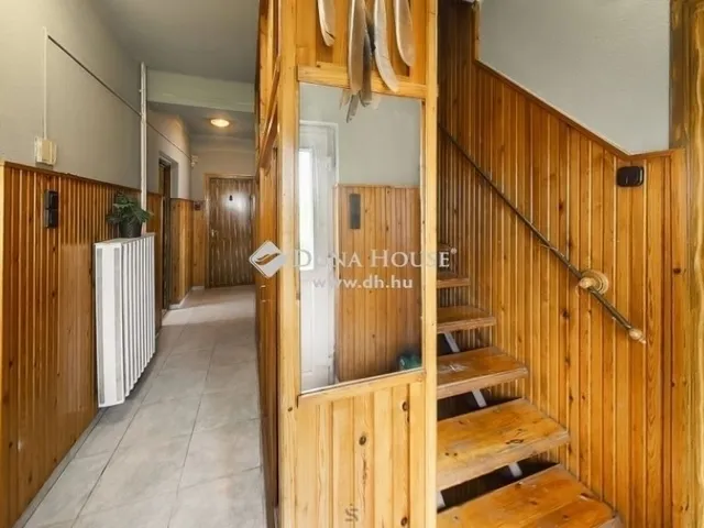 Eladó ház Fót 286 nm