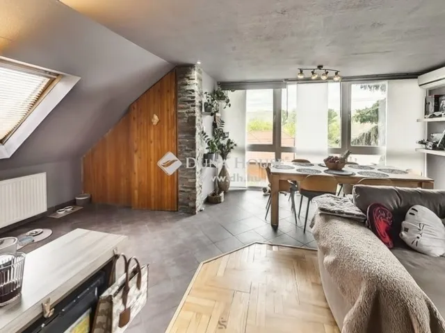 Eladó ház Fót 286 nm