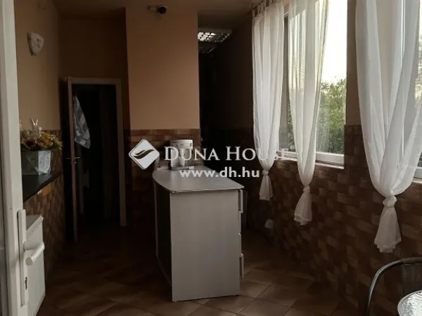 Eladó ház Érd 378 nm