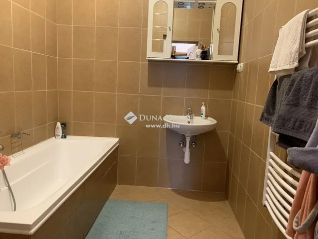 Eladó ház Érd 378 nm